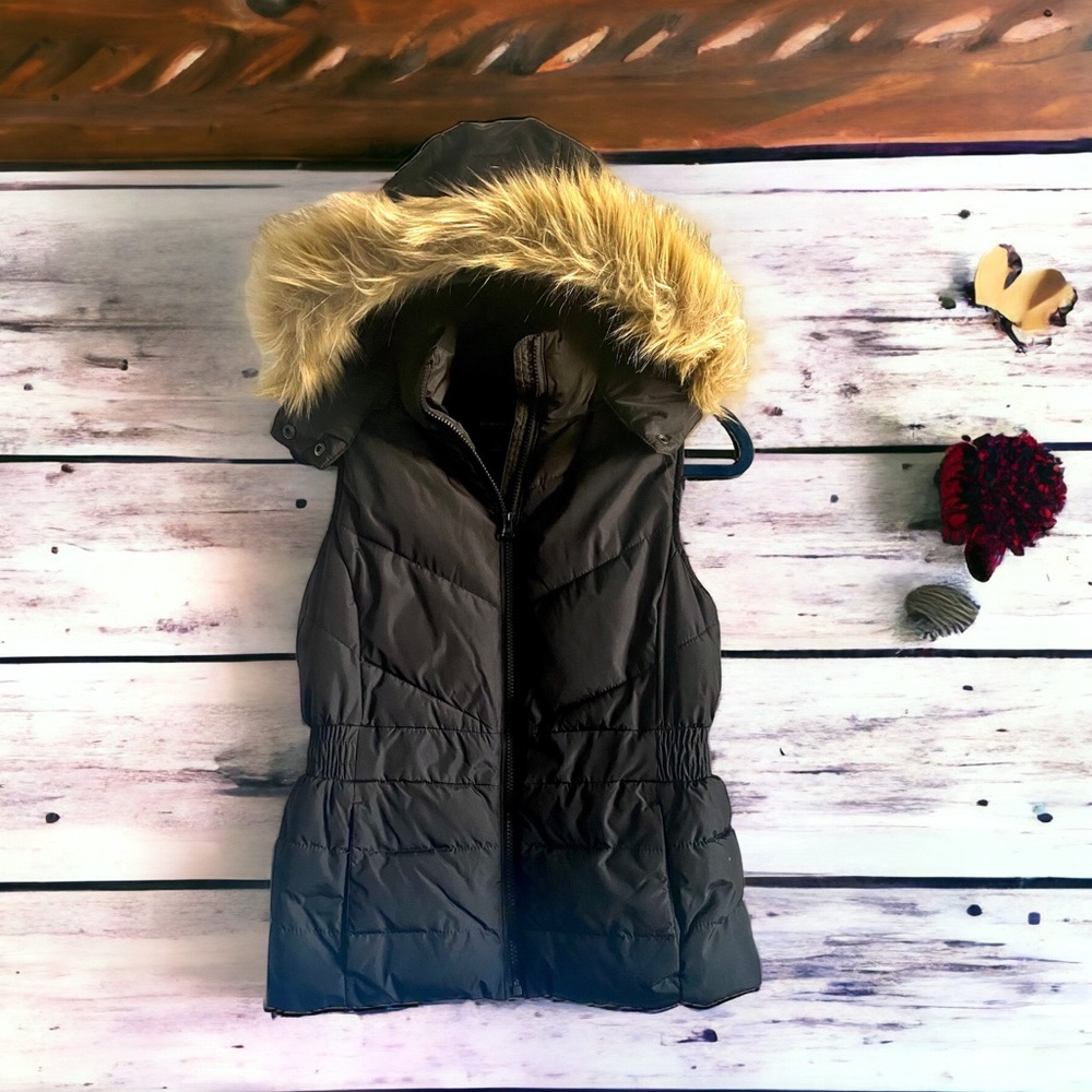 Banana Republic hooded puffer vest women XS